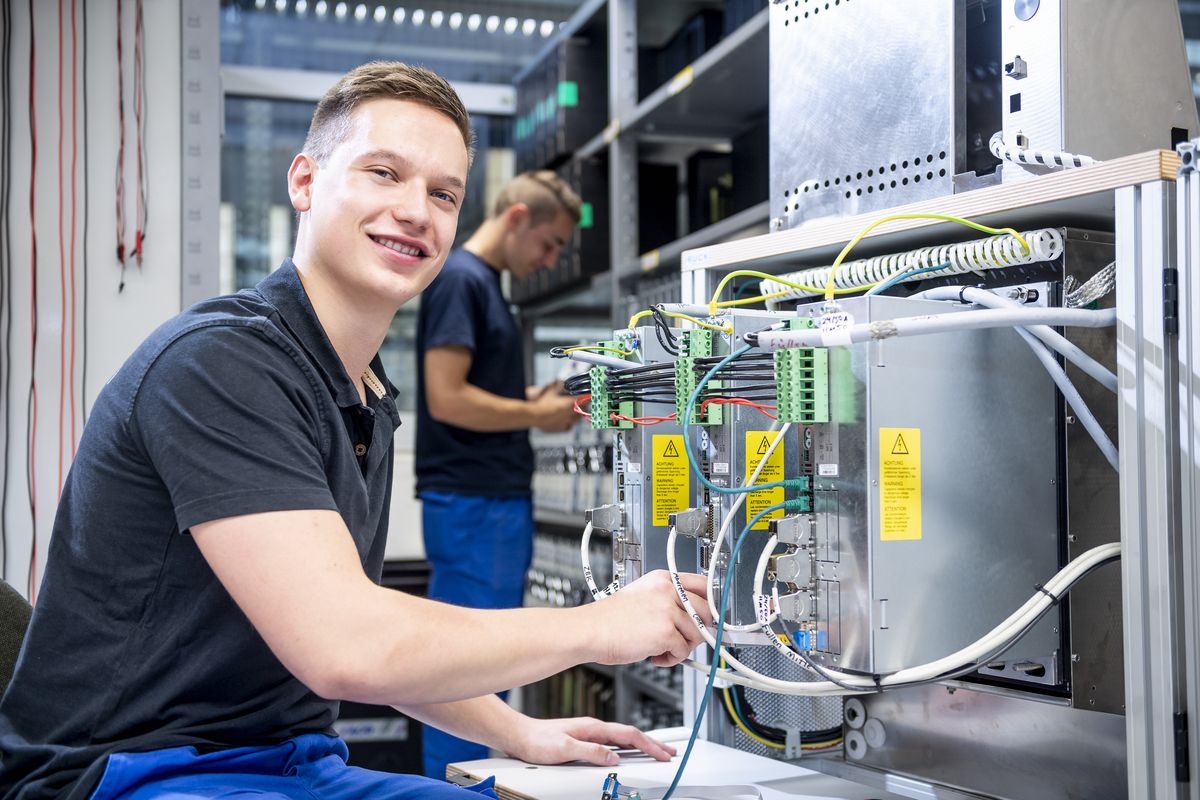 DGUV V3 Prüfung: Warum sie für Unternehmen unverzichtbar ist