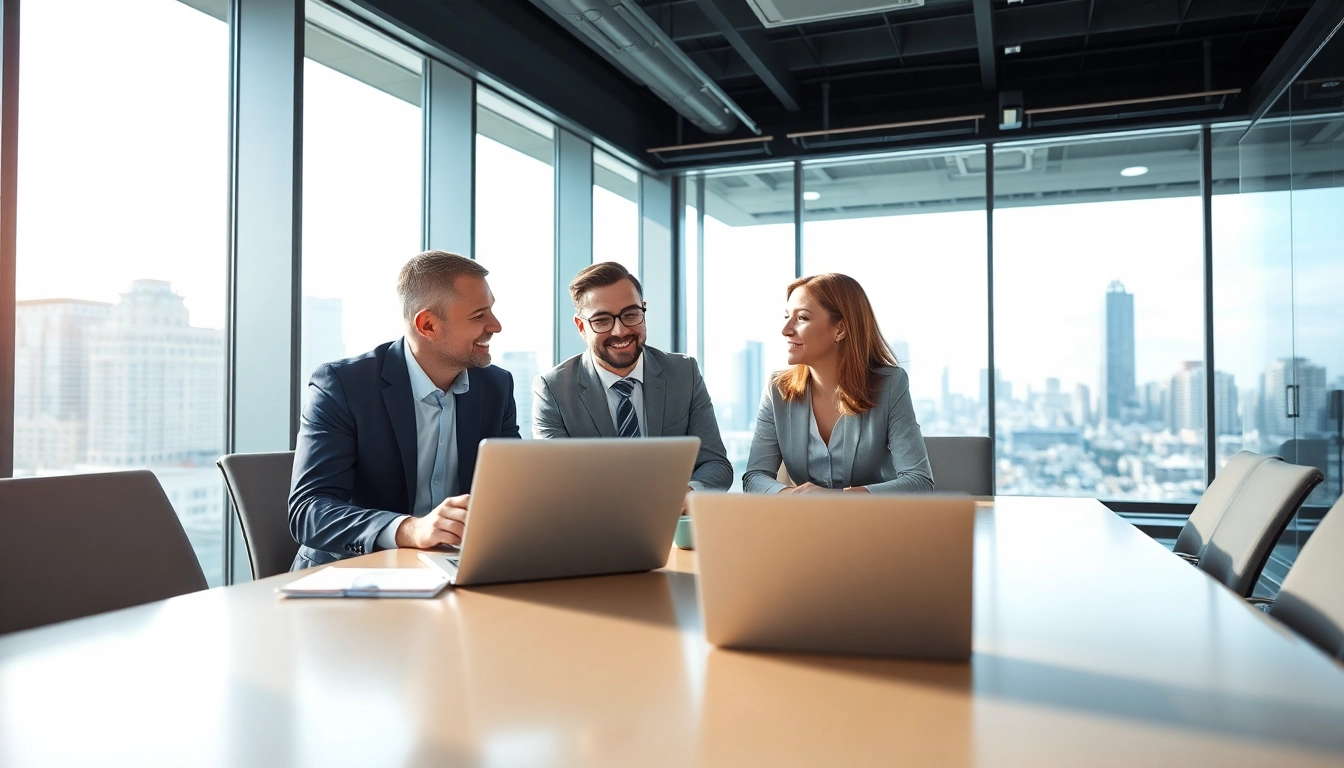 Ein Headhunter Schweiz diskutiert Strategien mit Klienten in einem modernen Büro.